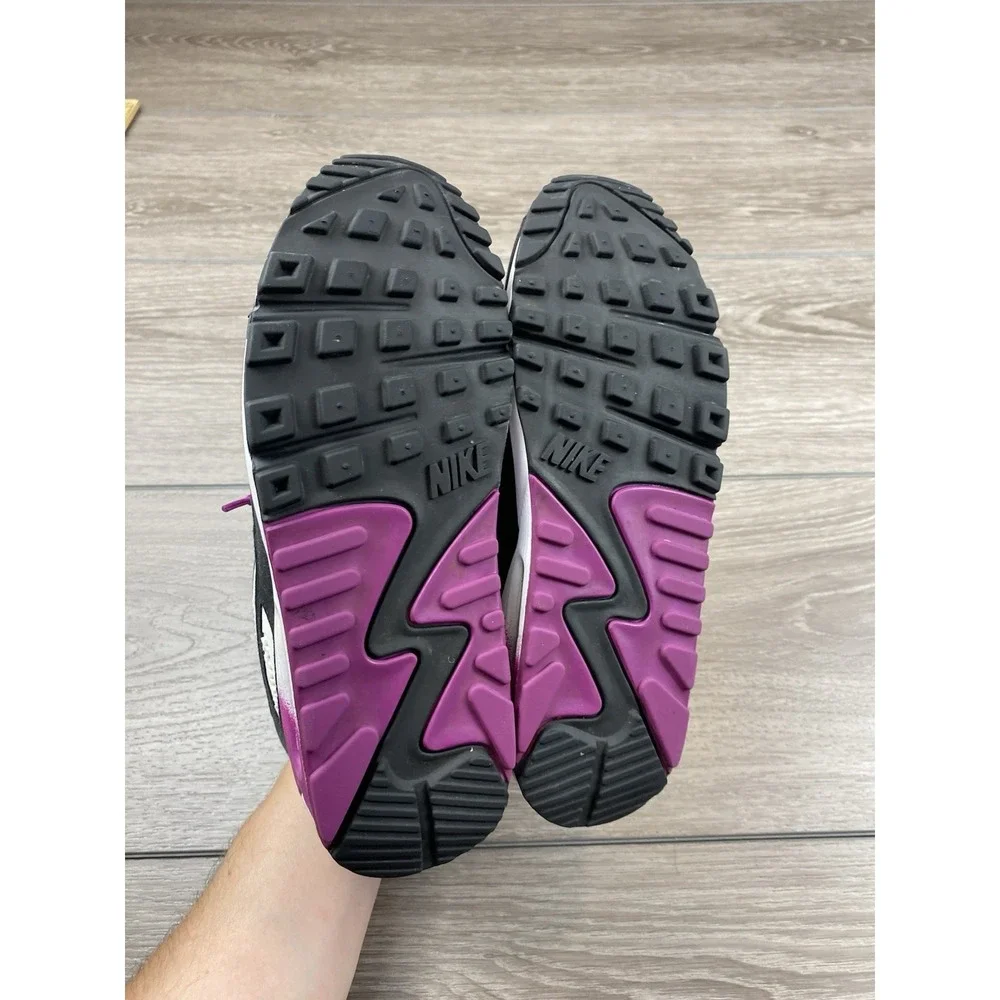 Nike Women's Air Max 90 Low Top Sneakers Black Purple White Size 8.5
